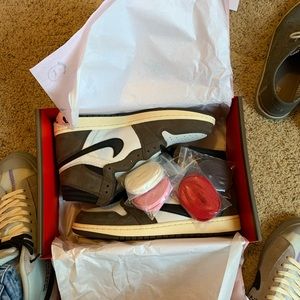 Nike air jordan 1 travis scott size 10